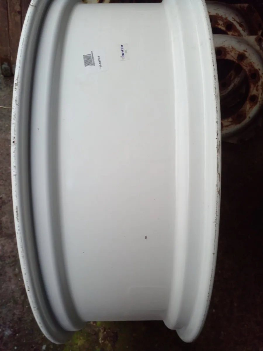 Ford wheel rims 13-6 -36 and 12-4-28 rims - Image 3