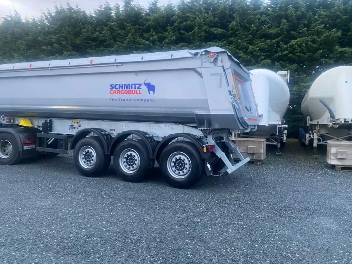 NEW SCHMITZ 8.2m TIPPER - Image 3
