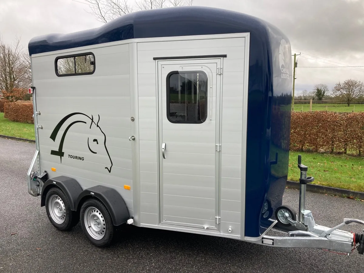 New 2025 Cheval Liberte touring horsebox - Image 3