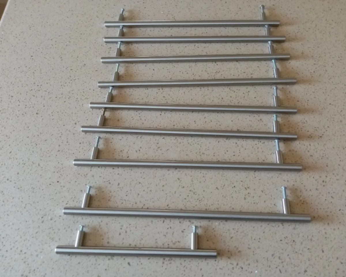 Kitchen Door and Draw Handles - Image 1