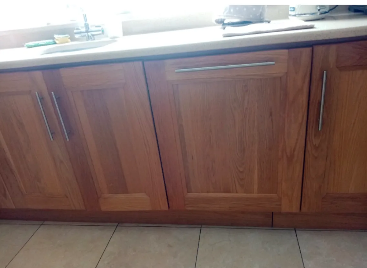 Kitchen Door and Draw Handles - Image 4