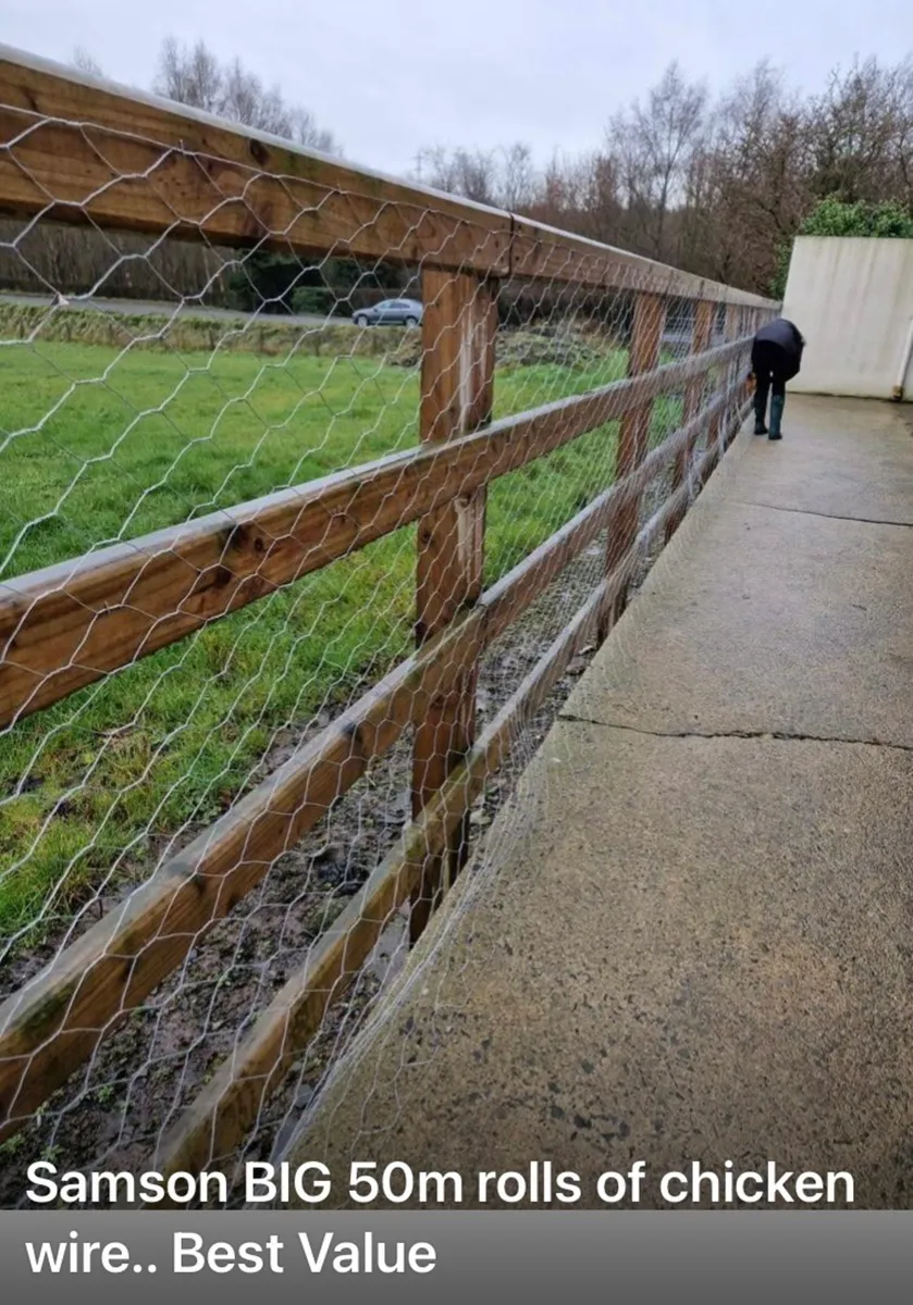 Rolls of Dog wire.. 3.4.5&6ft high - Image 4