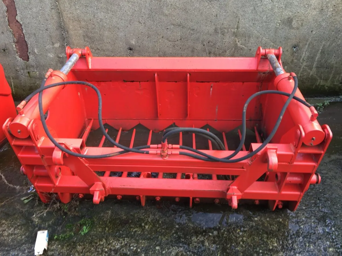 Shear Grabs - Image 2