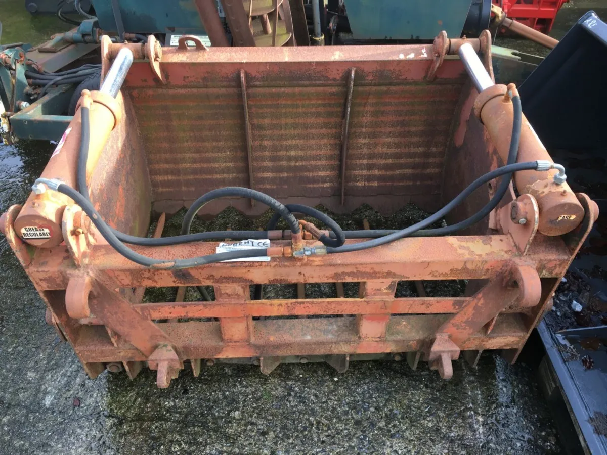 Shear Grabs - Image 4