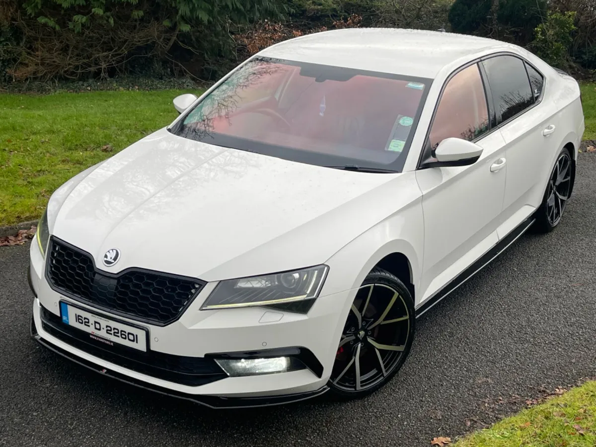 Window tint fitting & dechrome - Image 1