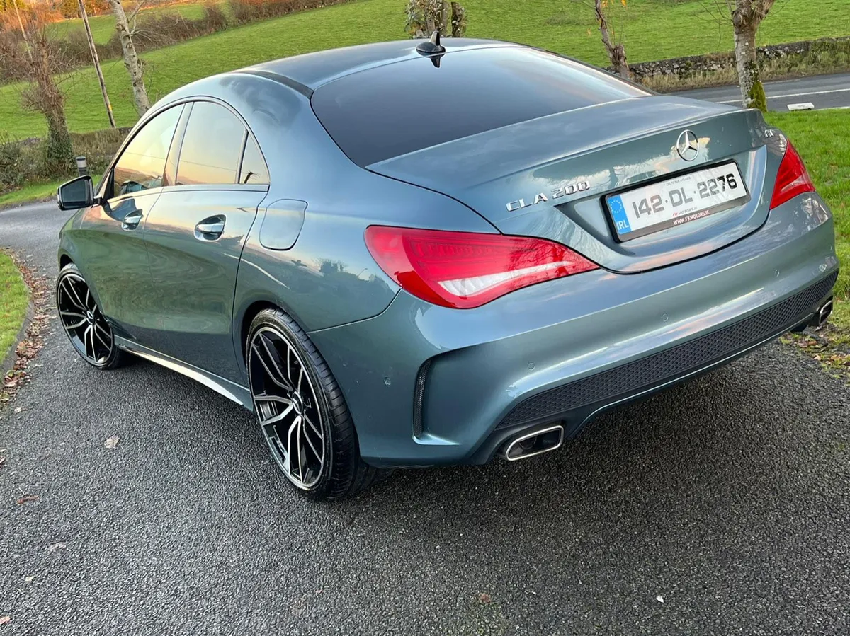 Window tint fitting & dechrome - Image 2