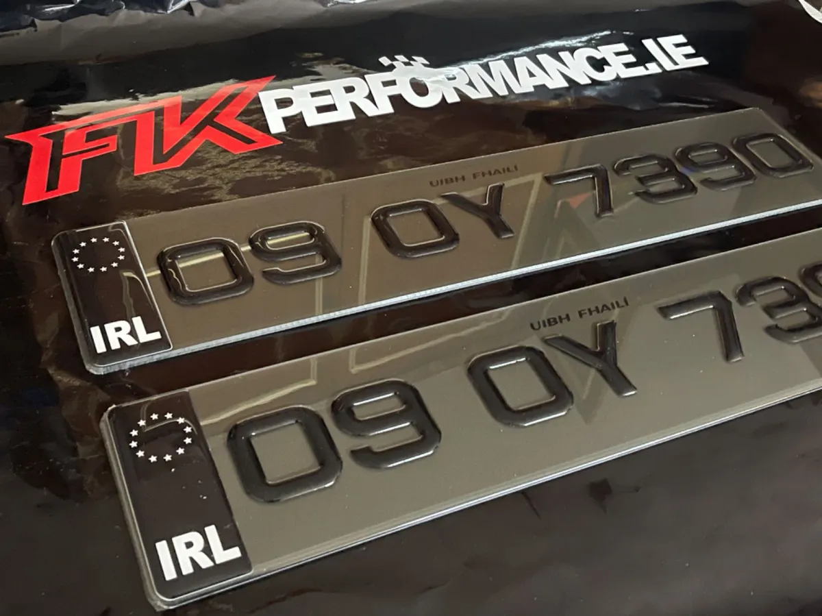 Tinted black edition gel plates