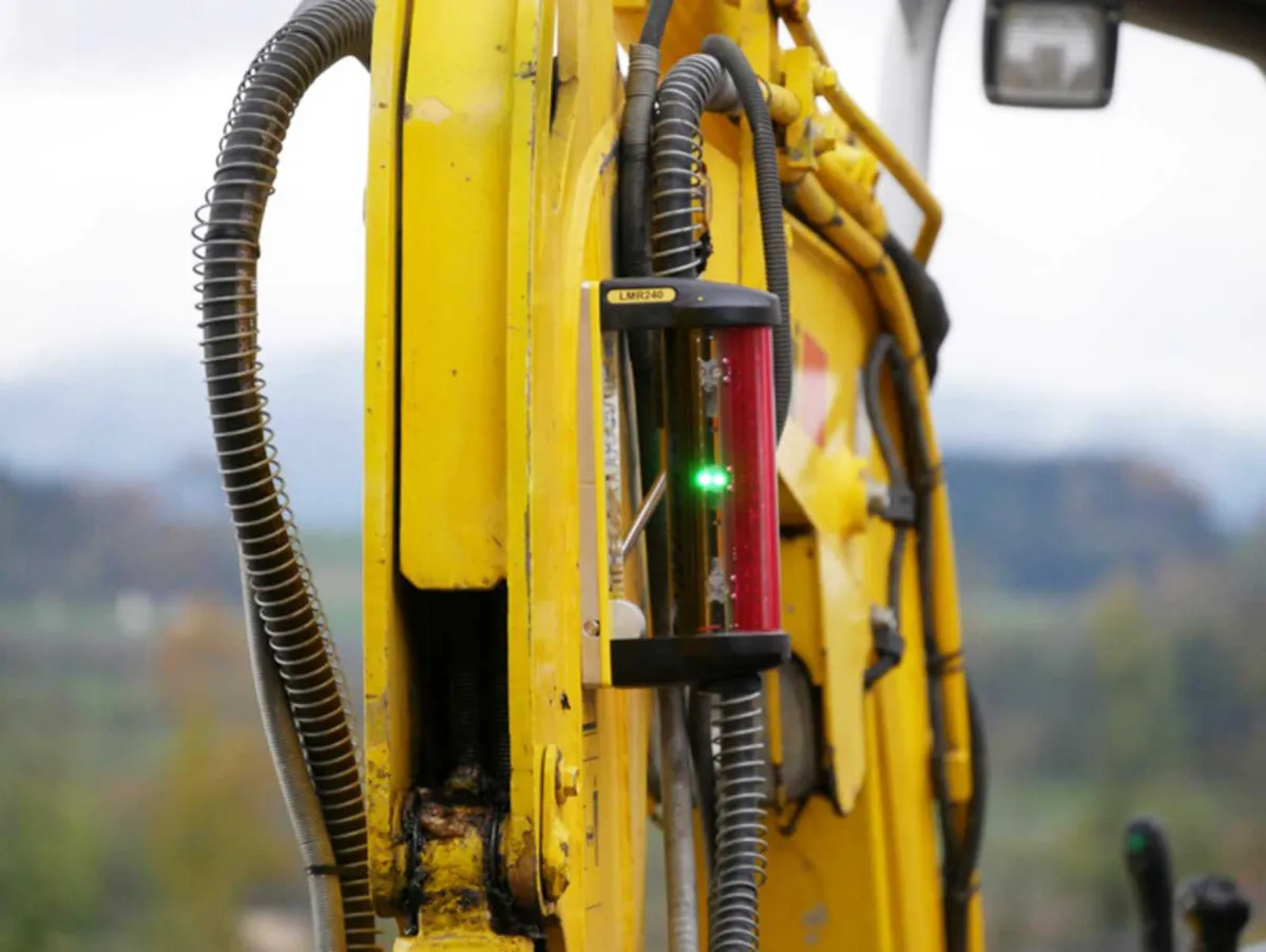 *ICE EXPO* Leica LMR240 Magnetic Laser Receiver - Image 2