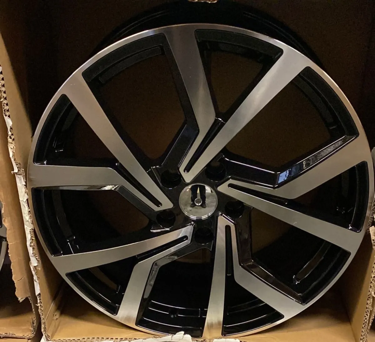 18” club sport 5x112 alloys only