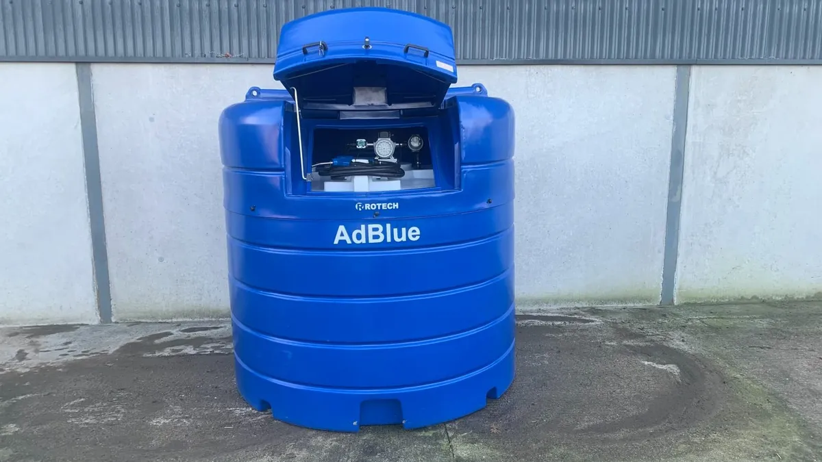 Bunded AdBlue Tank - Image 2