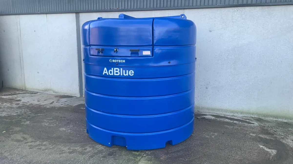 Bunded AdBlue Tank - Image 1