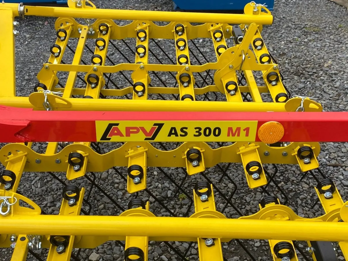 APV AS 300 Spring Tine Harrow 3 metre - Image 4