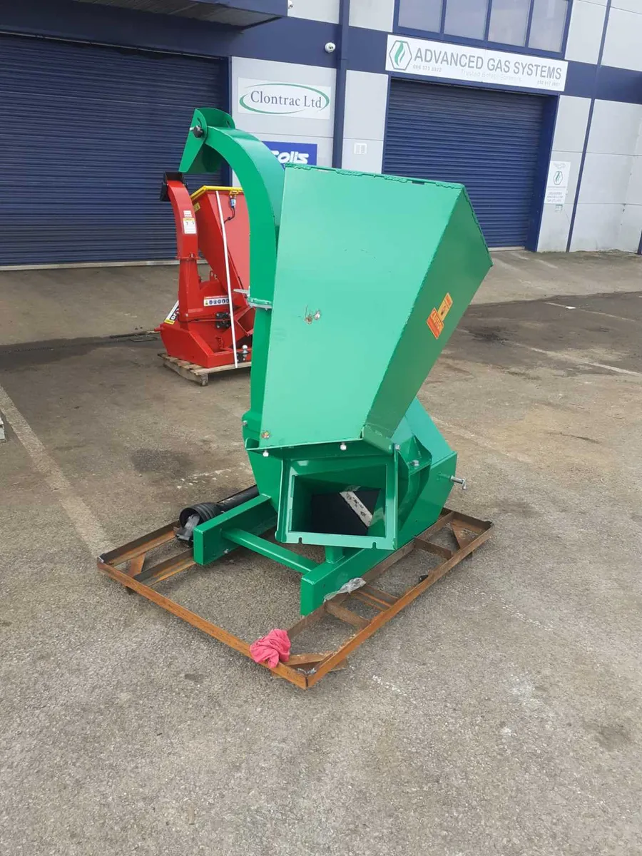 Clontrac 8" Wood Chipper - Image 2