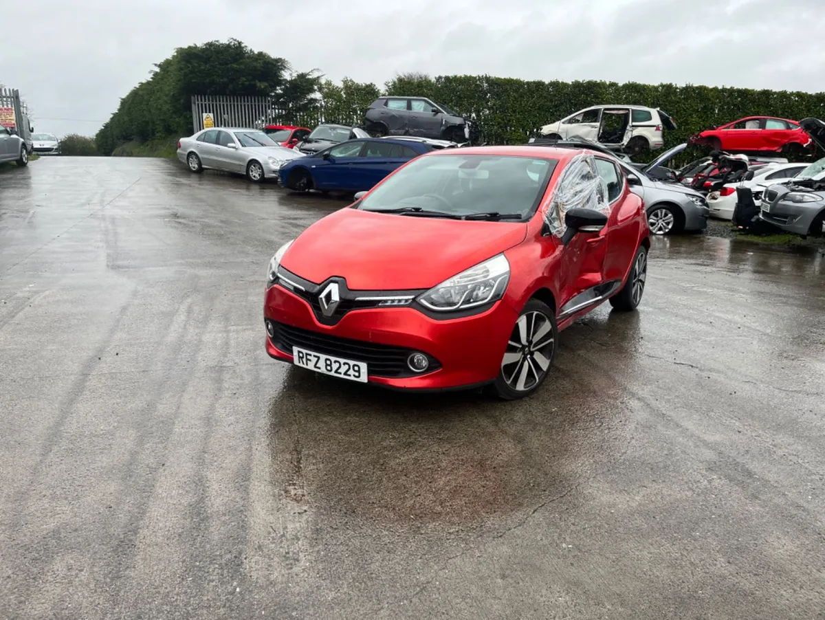 2015 Renault Clio 1.5 DCI - Image 2