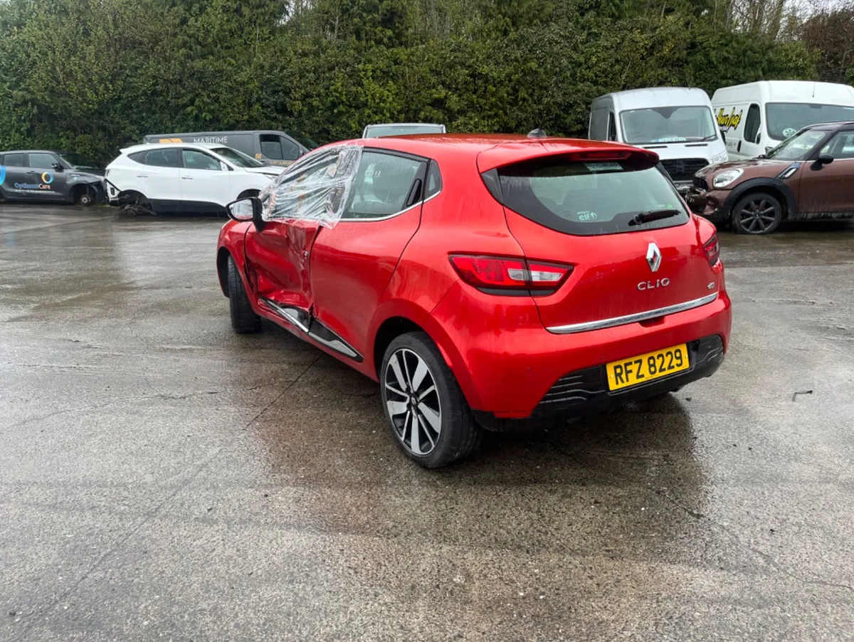 2015 Renault Clio 1.5 DCI - Image 4