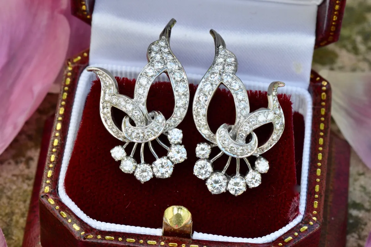 Incredible Art Deco Diamond Earrings - 18ct White Gold & Platinum - Image 3