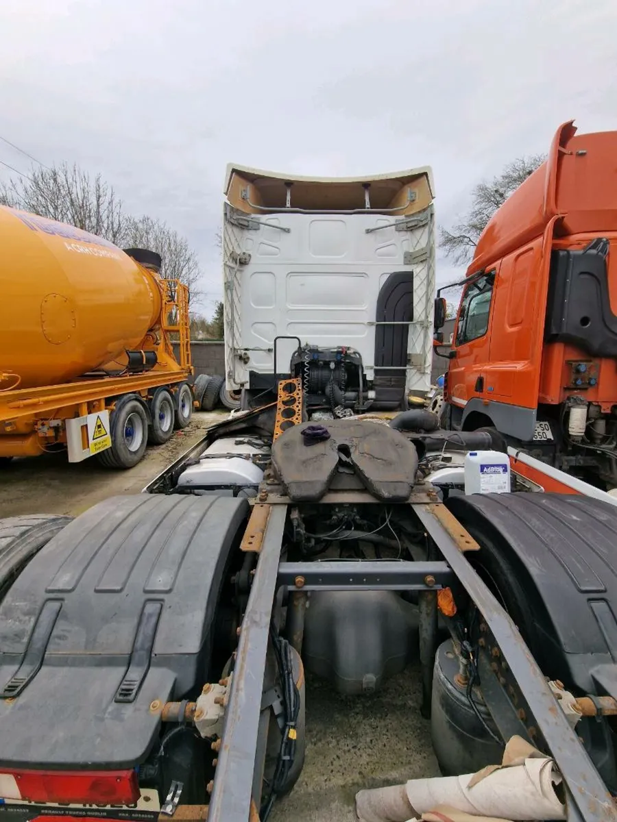 Renault Premium For parts - Image 4