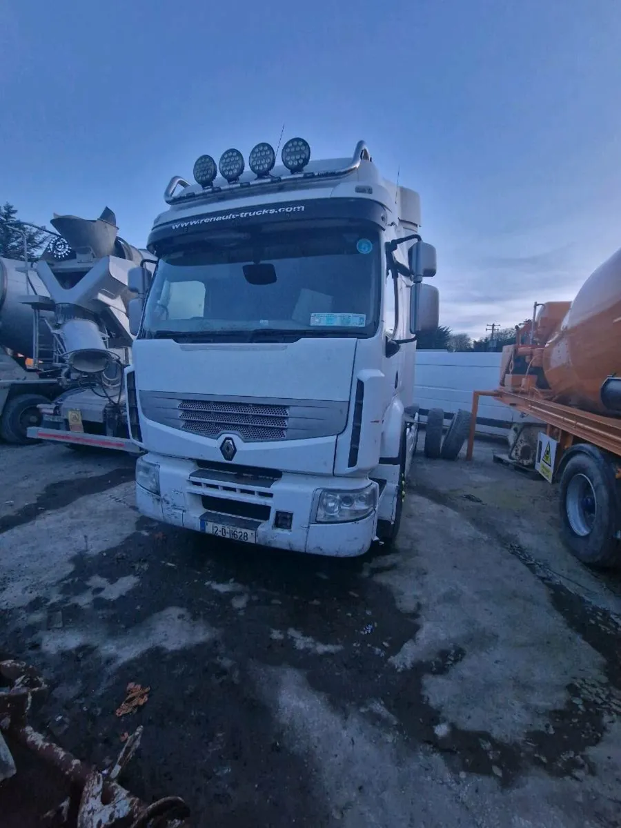 Renault Premium For parts - Image 2