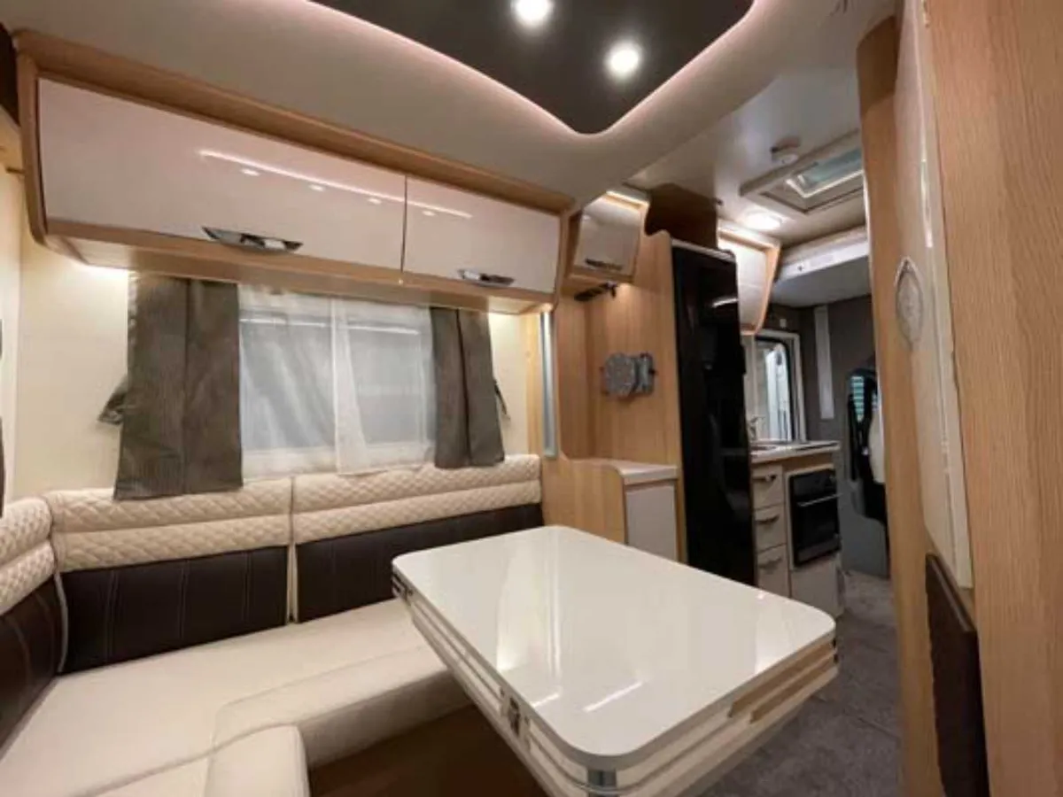 Rear Lounge Motorhome SAVE £10k - Image 4