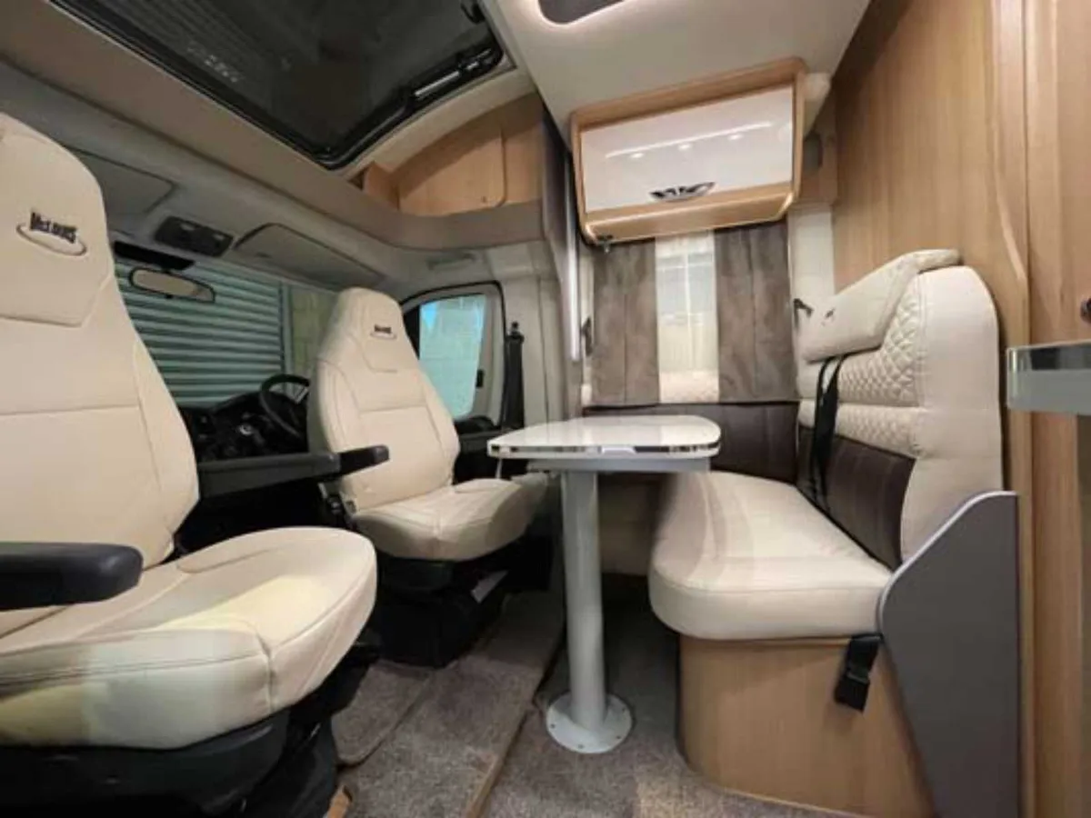 Rear Lounge Motorhome SAVE £10k - Image 2