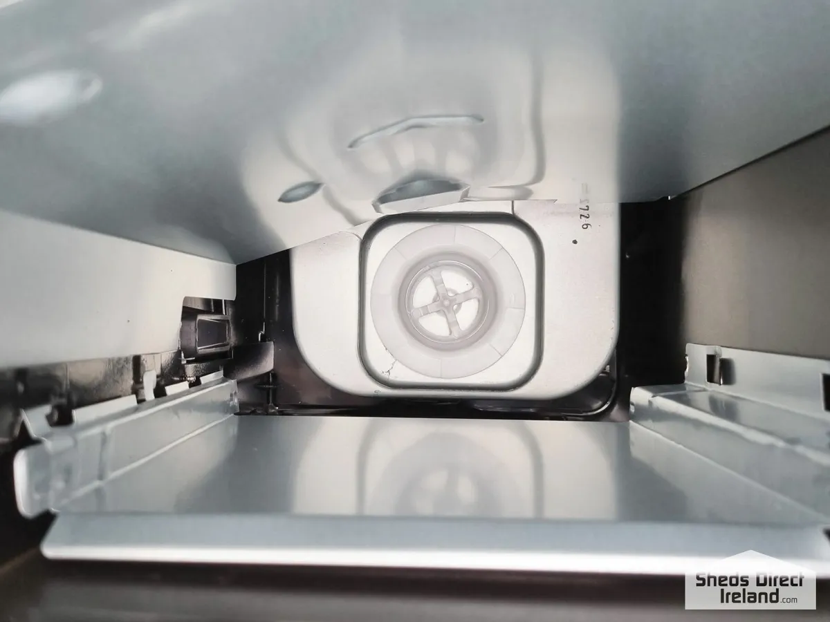 Paraffin Heater - Image 2