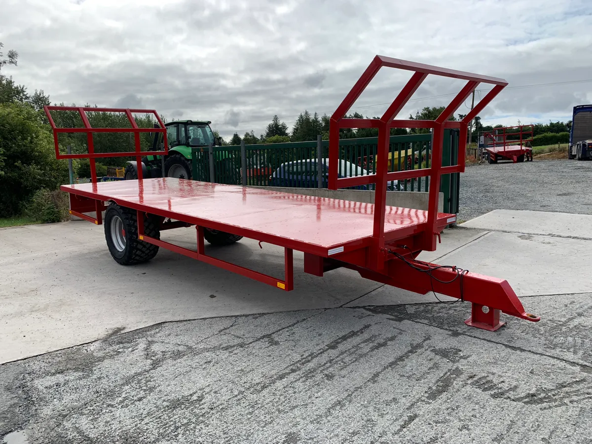 *** 24FT SINGLE AXLE BALE TRAILER *** - Image 2