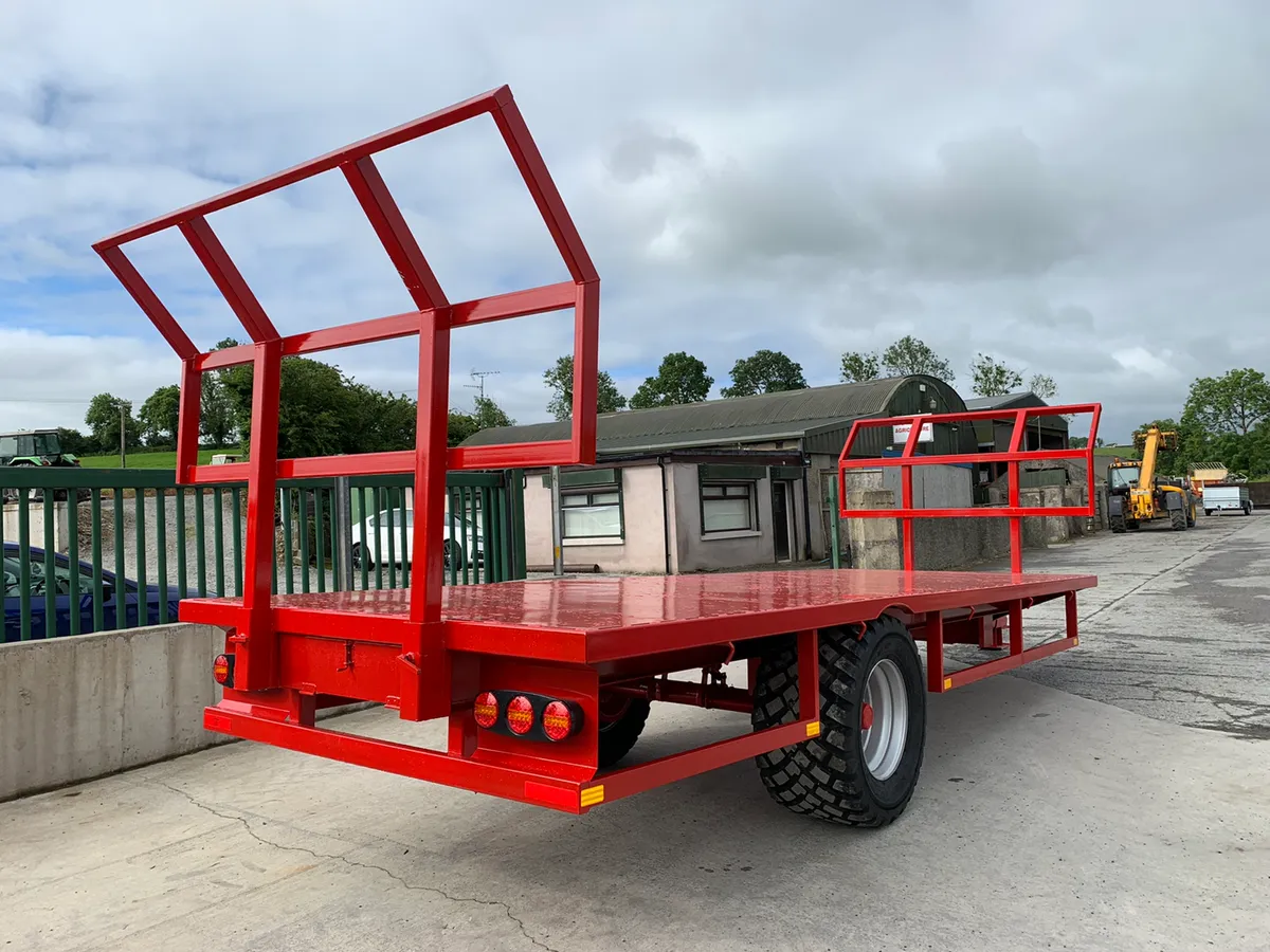 *** 24FT SINGLE AXLE BALE TRAILER *** - Image 3