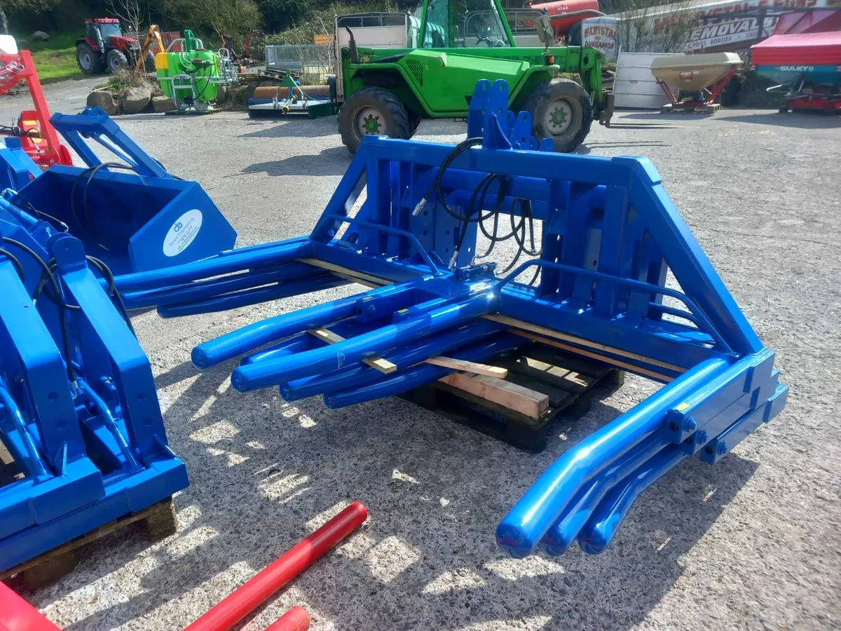 Dowd engineering bale handlers/power boxes - Image 2