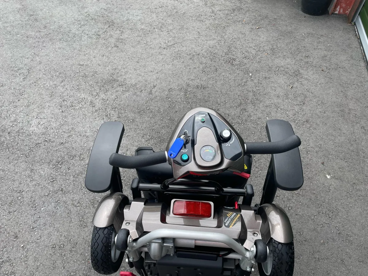 TGA Minimo Folding Lithium Mobility Scooter - Image 2