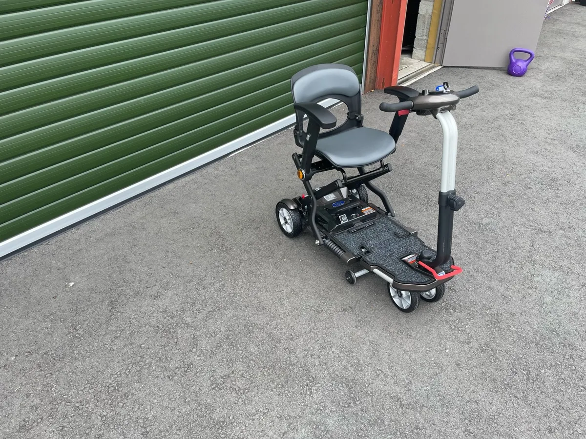 TGA Minimo Folding Lithium Mobility Scooter - Image 4