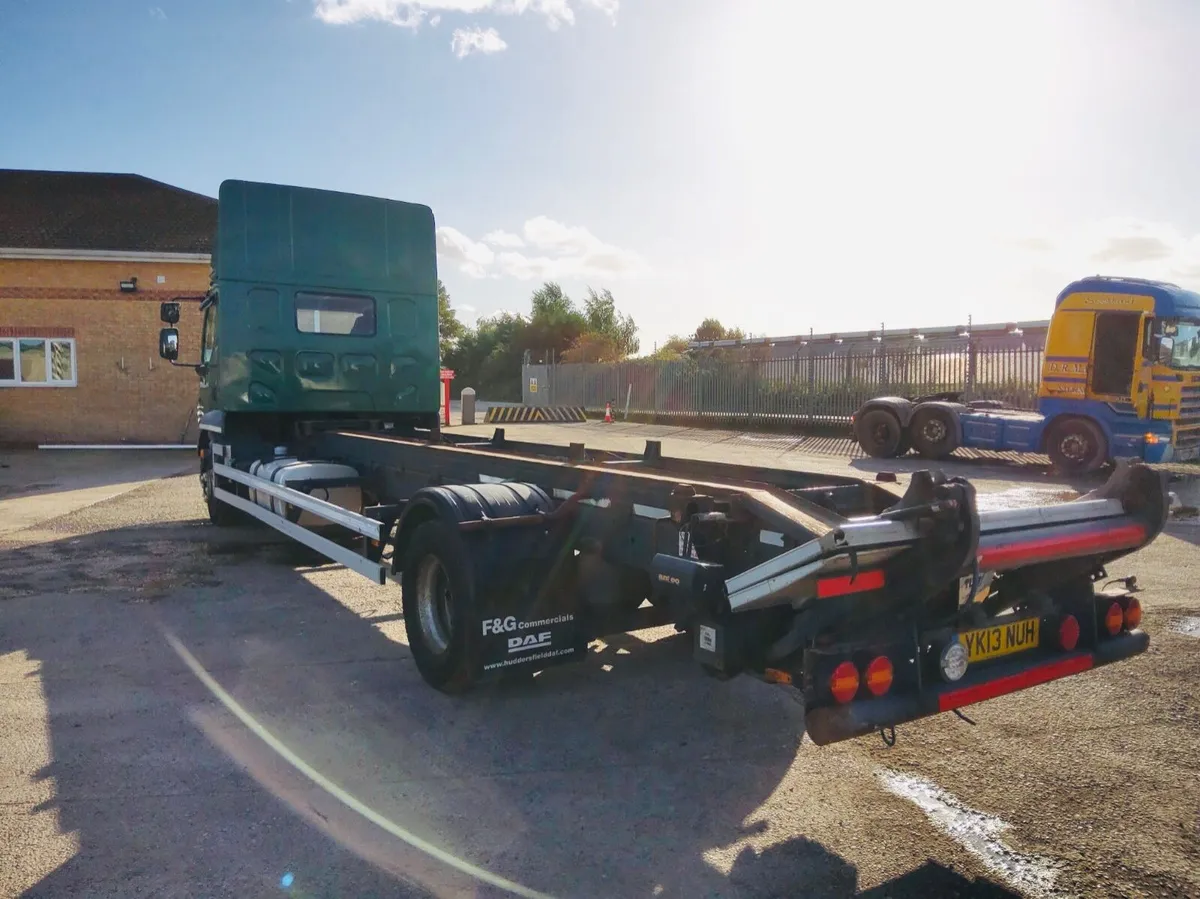 2013 DAF LF55/250 14T Double Sleeper Chassis Cab - Image 3