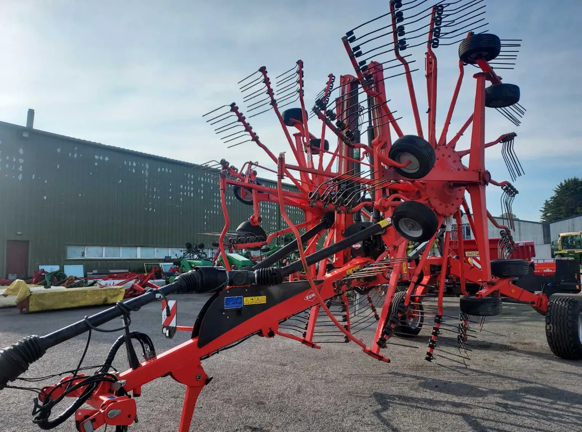 Kuhn GA 9531 rake - Image 3