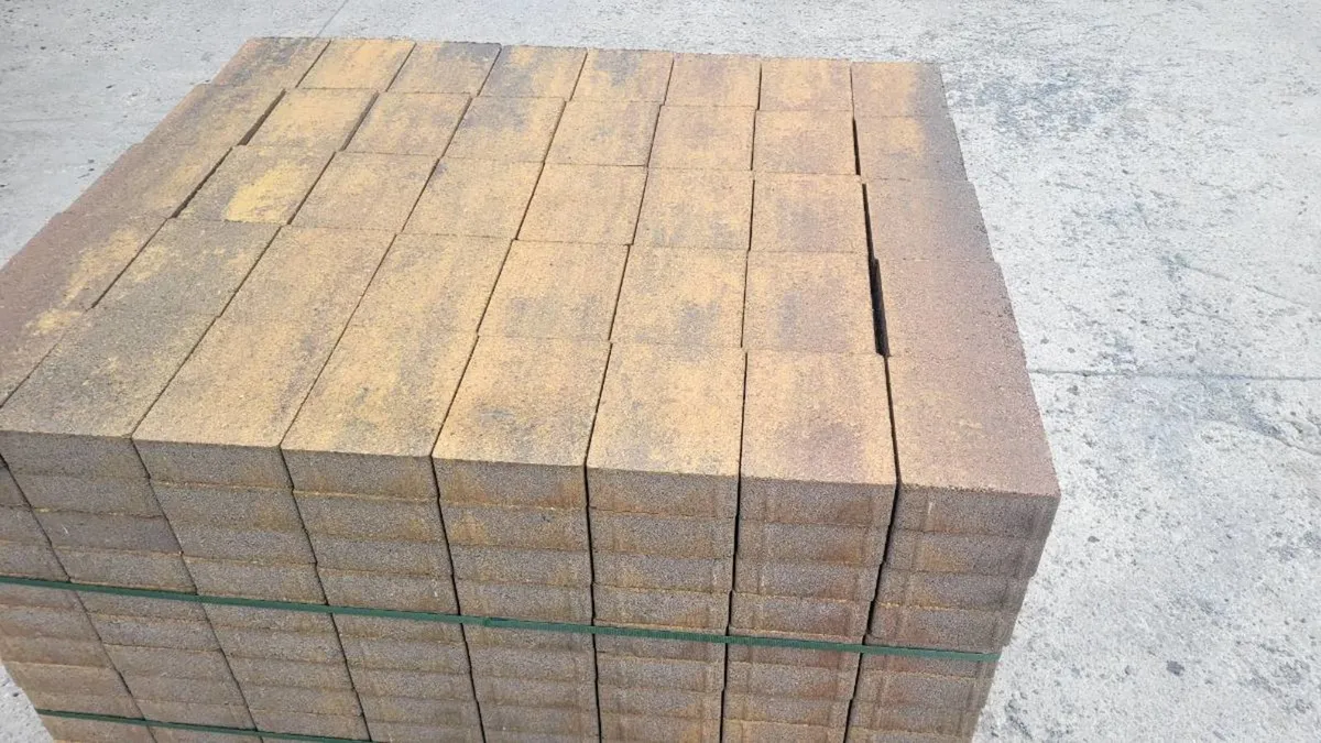 Paving Slabs - Image 3