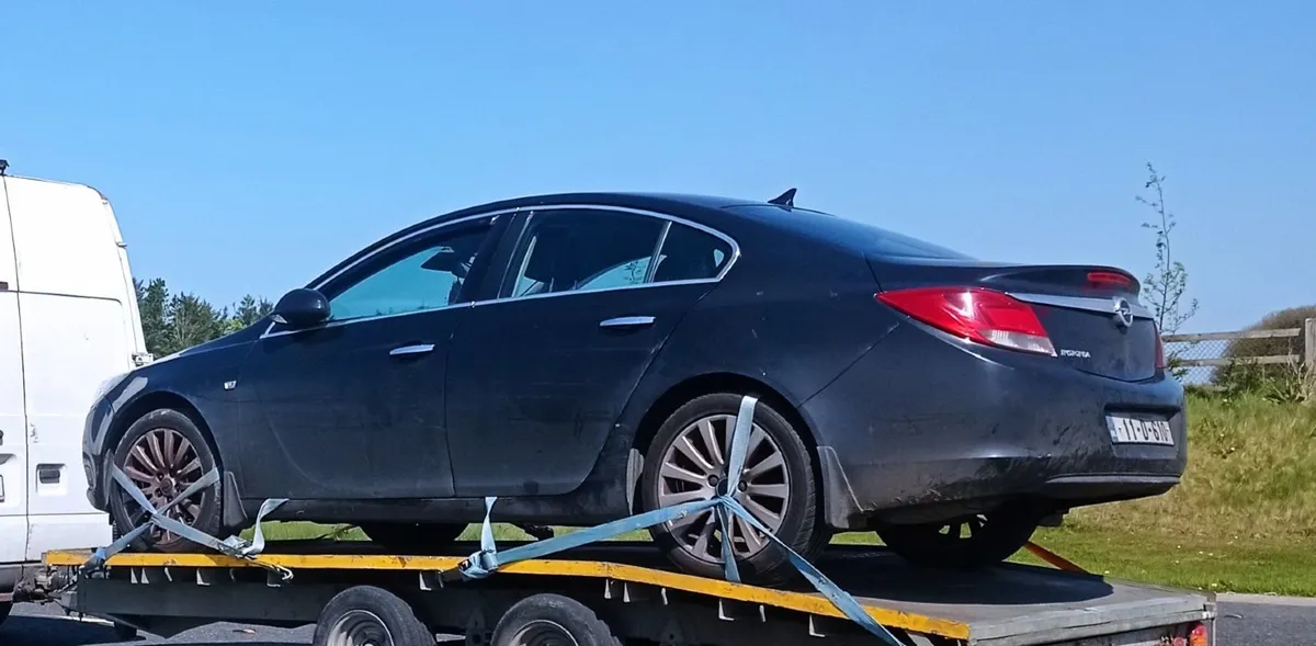 5 x Insignia parts available - Image 1