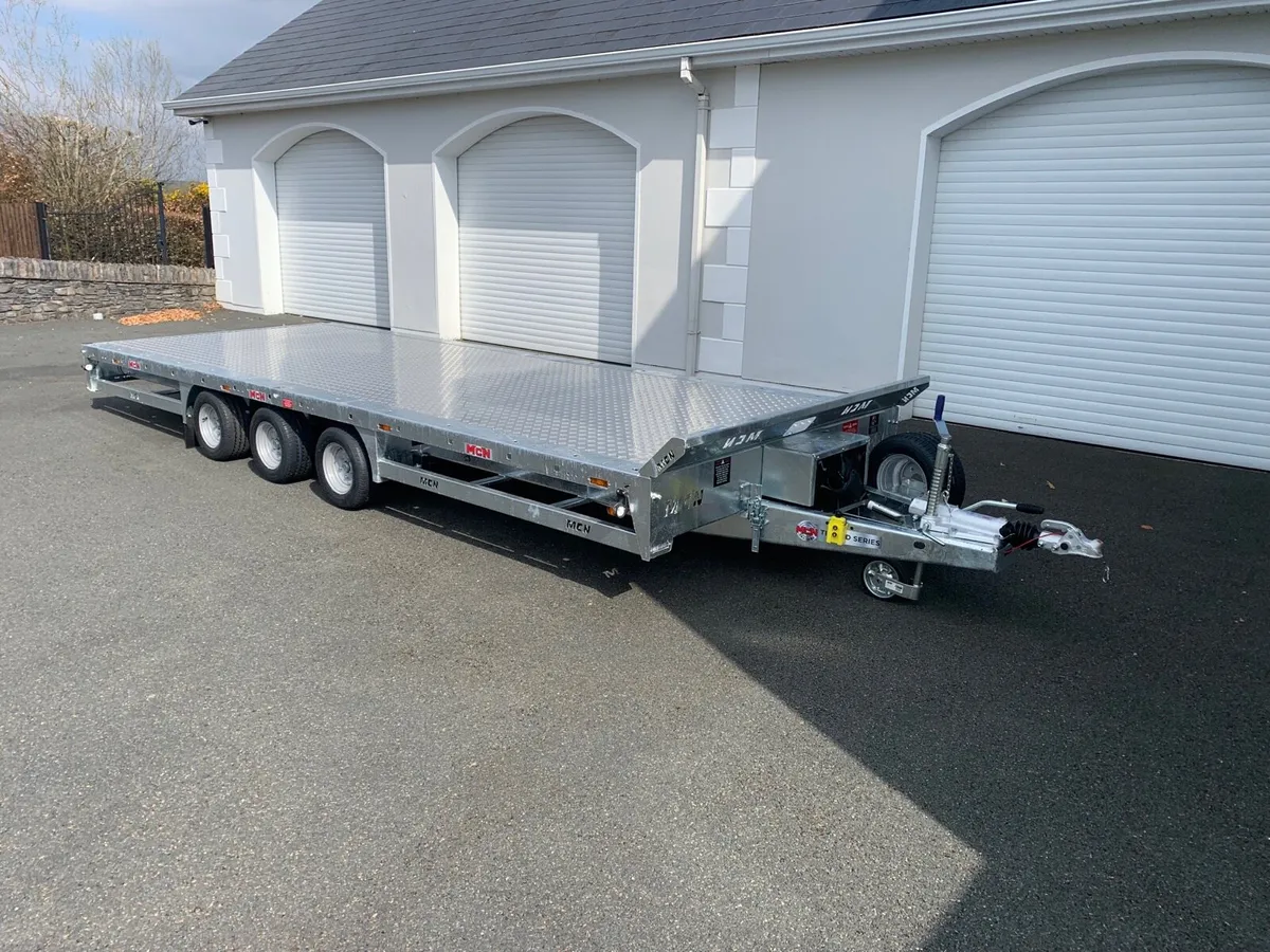 MCN 18ft Tiltbed Multipurpose Transporter Trailer - Image 4