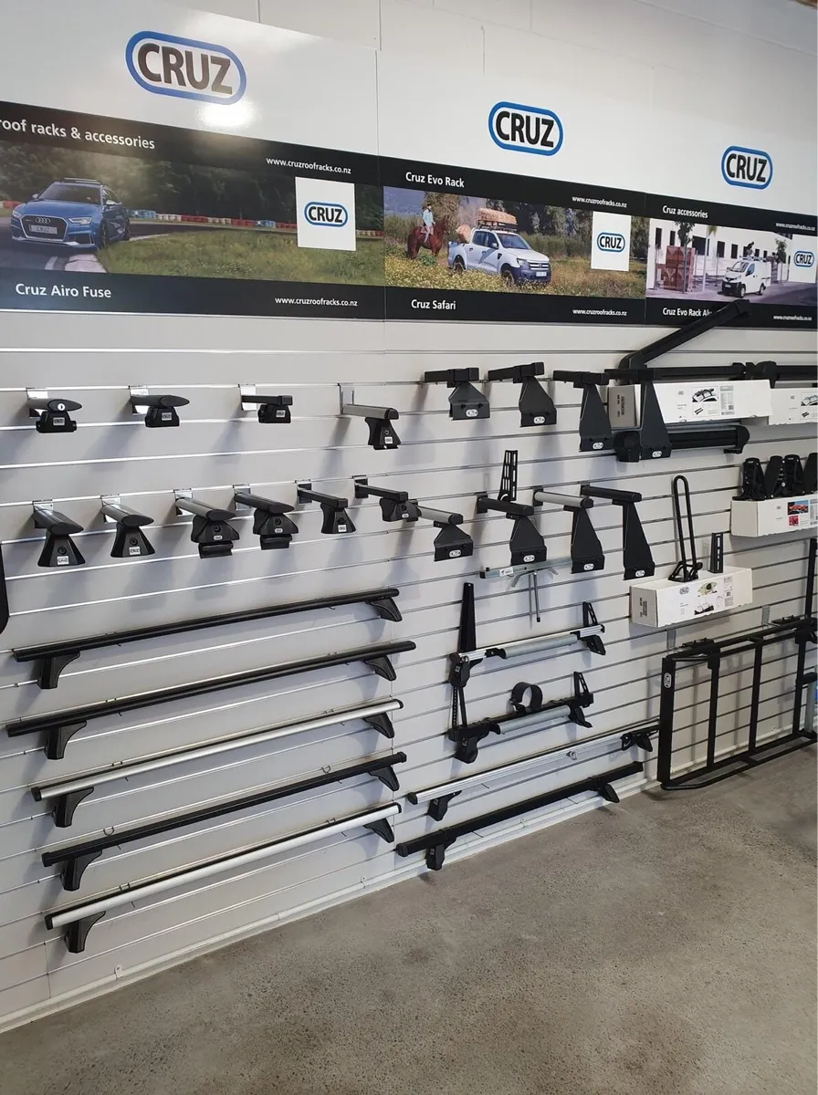 Roof Racks • Roof Bars • Accessories - Image 1