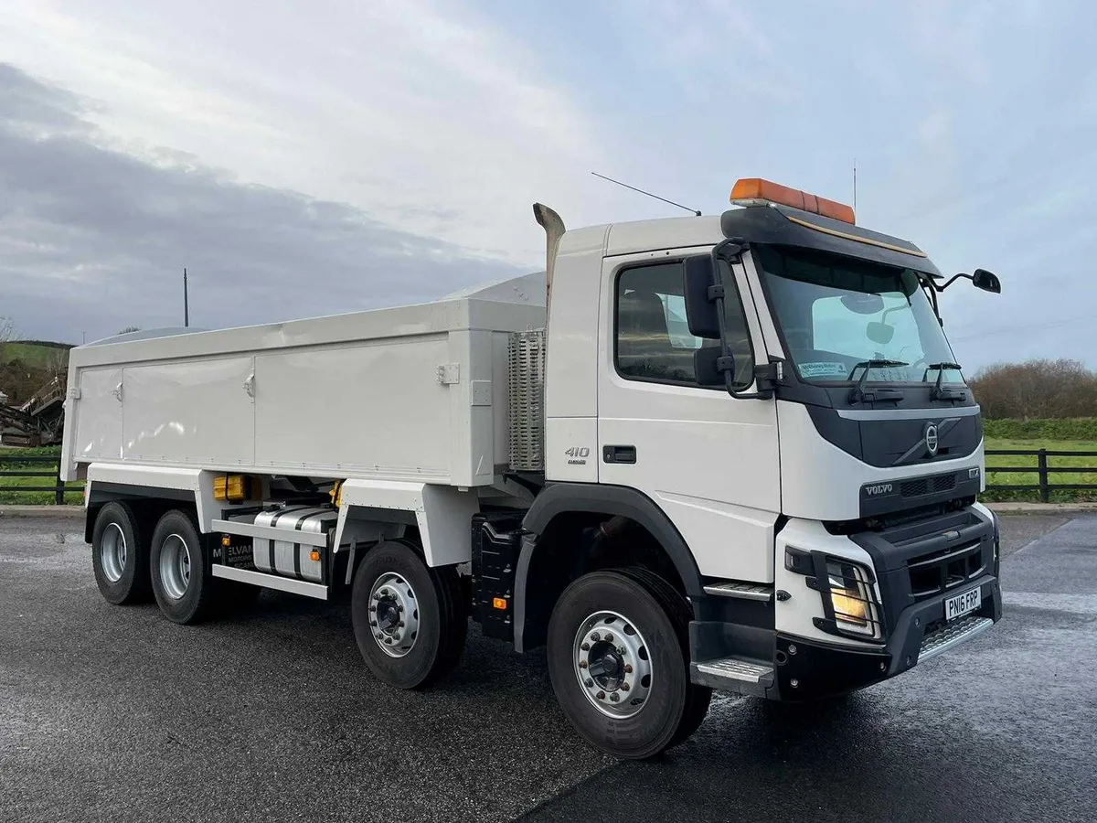 2016 Volvo FMX, 8x4, 410HP Tipper. Ref No:2357 - Image 2