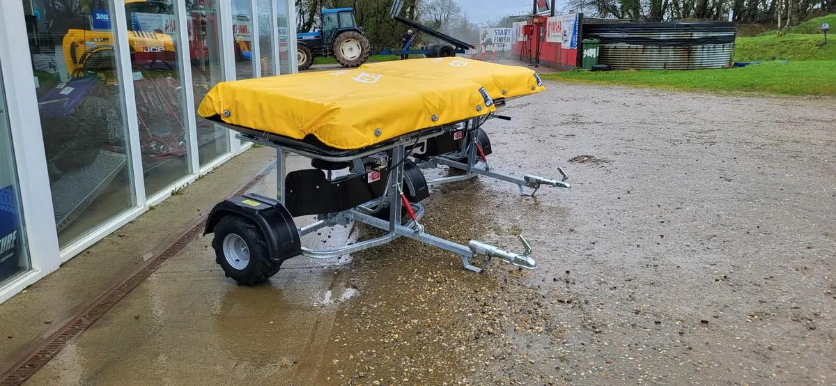 JFC 500kg Fertiliser Spreader - Image 3