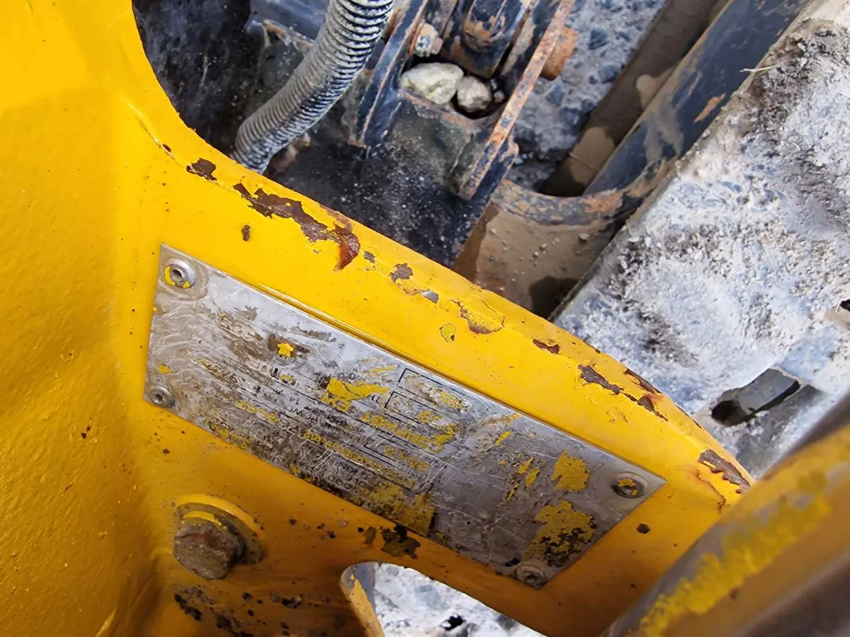 Jcb .8 tonne - Image 4