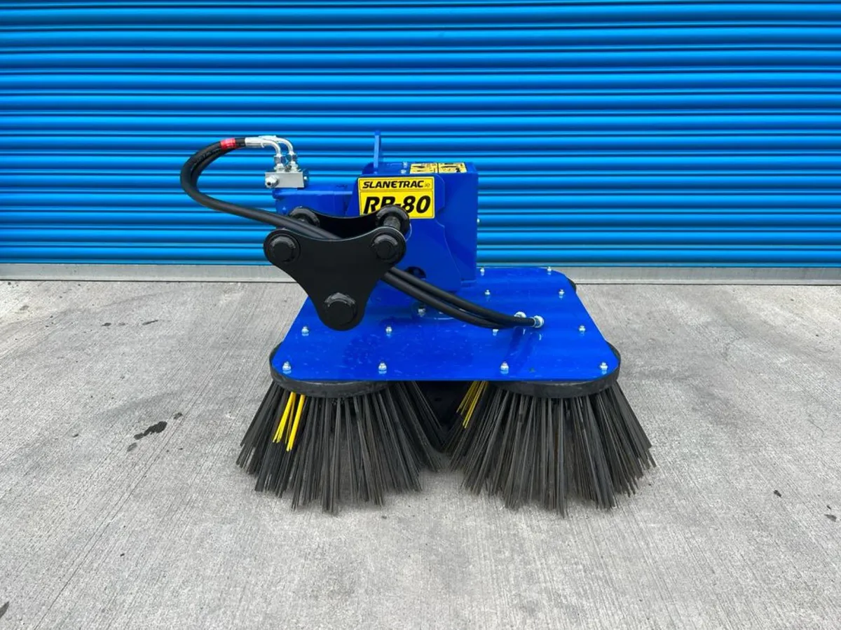Hydraulic Brush for Sale - Image 3