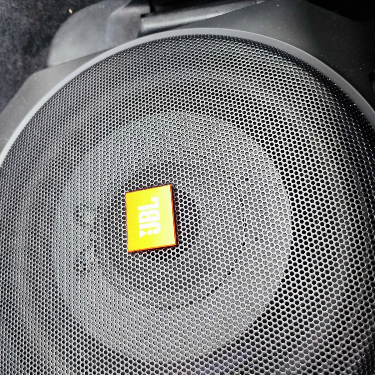 JBL, Pioneer, Sony and others subwoofers fitted - Image 3