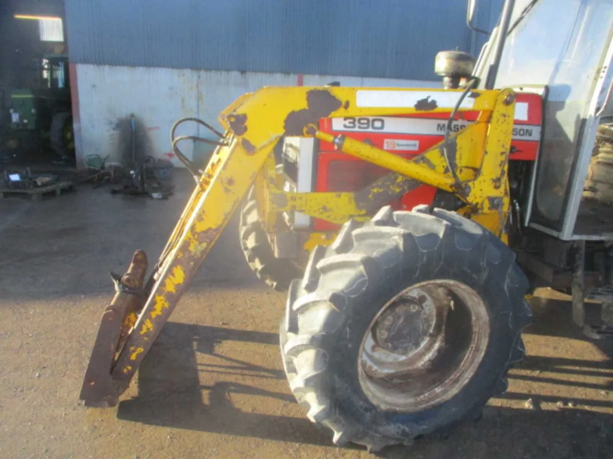 Grays Lynkon Loader To Suit MF 300 Series - Image 2