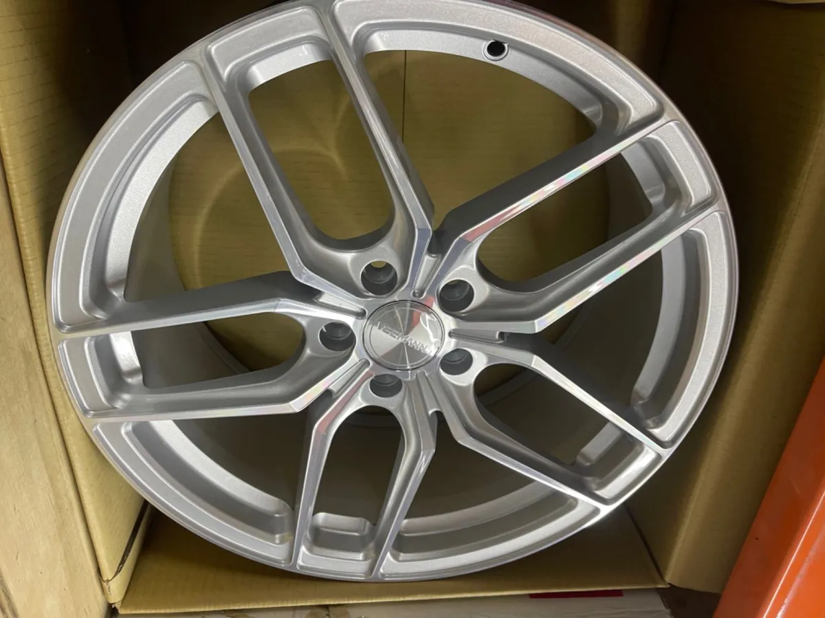 Veemann 19” vc0 alloys & tyres 8.5