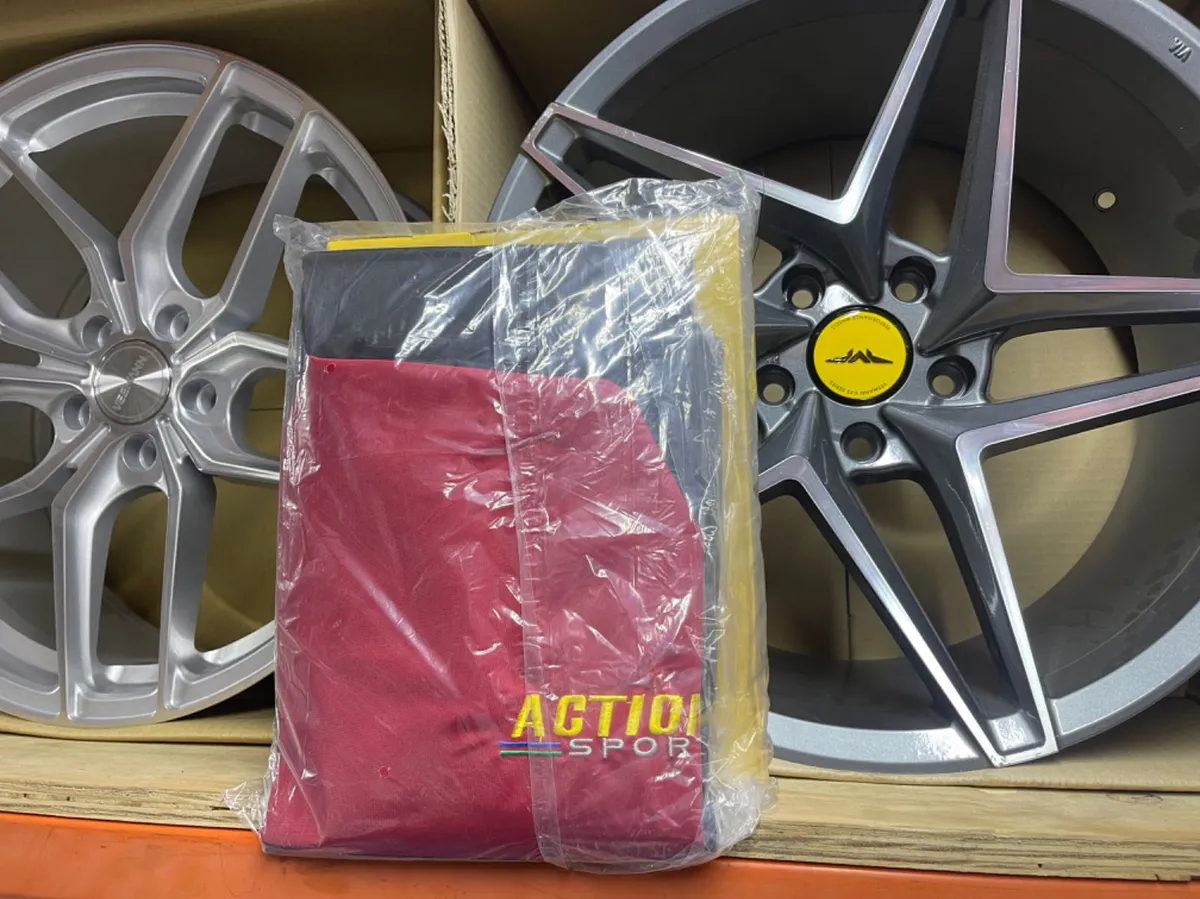 Ultimate action sport seat covers delivered - Image 1