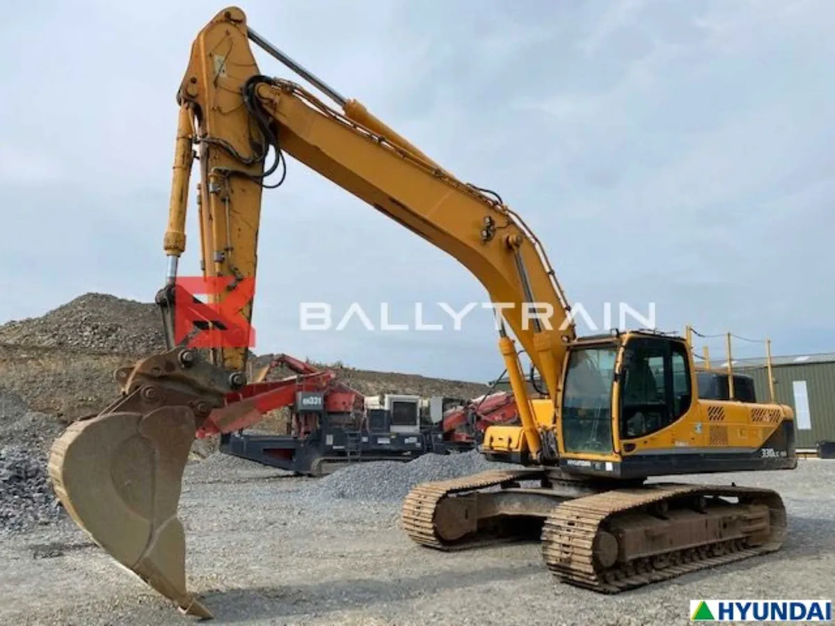 Hyundai Robex 330LC-9A Excavator (2016) - Image 1