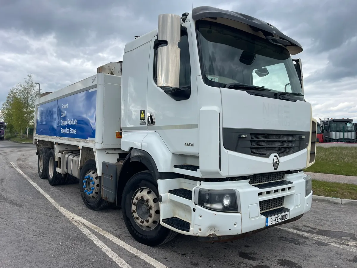 Renault Tar Spec Tipper - Image 1