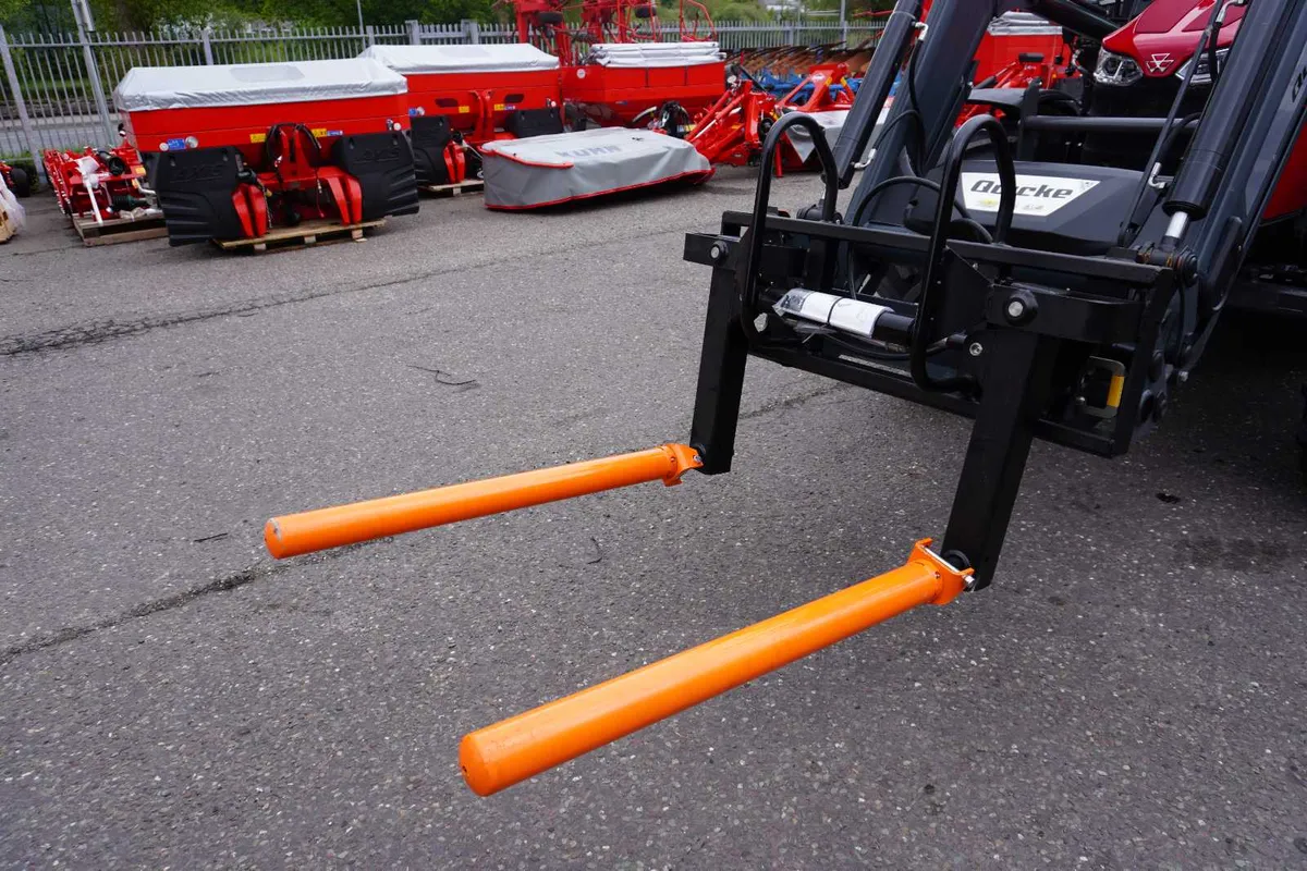 QUICKE FLEXIBAL Bale Handler - Image 1