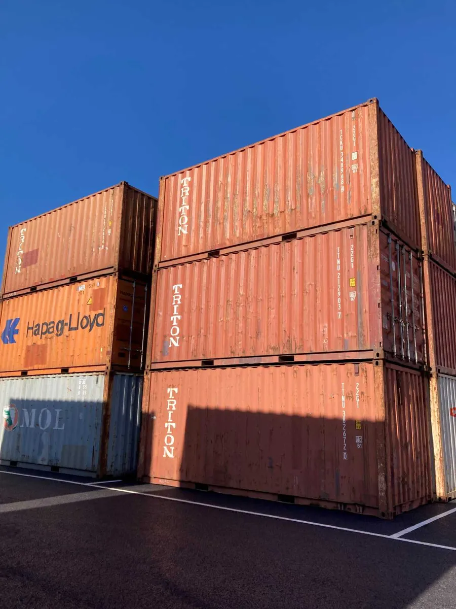 USED 20FT X 8FT SHIPPING CONTAINERS FOR SALE - Image 1