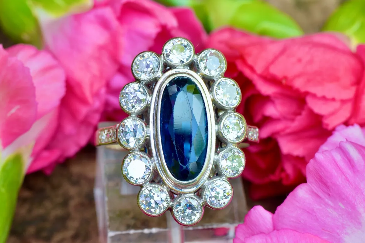 Antique 1920s Sapphire & Diamond Cluster Ring - Image 1