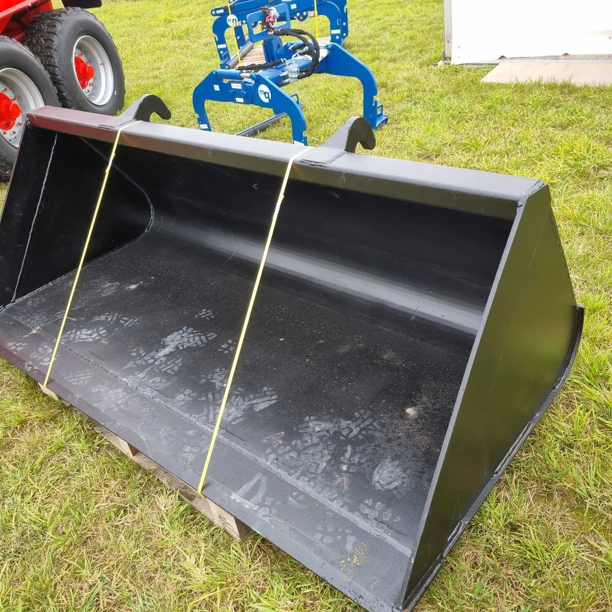 Telehandler/loader buckets - Image 4